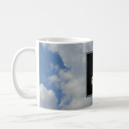Mug Initiale personnalisée + nuages blancs/gris et cie (Gauche)
