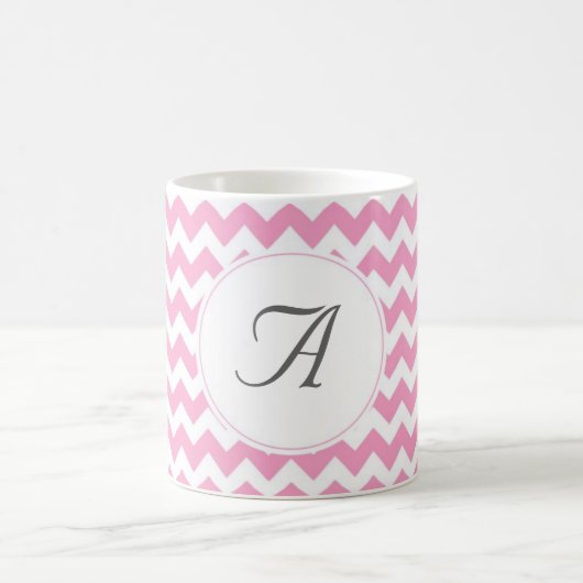 Mug Initiales de Chevron de monogramme (Centre)