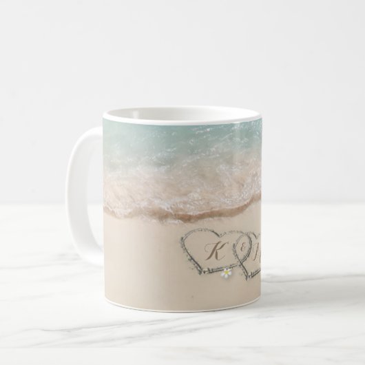 Mug Initiales de couples de maison de plage (Devant gauche)