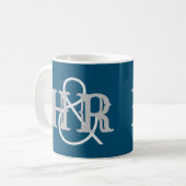 Mug Initiales d'un couple heureux sur un (Devant gauche)