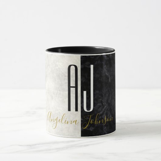 Mug Initiales modernes minimalistes en marbre noir et  (Centre)