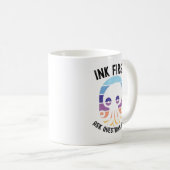Mug Ink First Ask Questions Never Funny Octopus Retro (Devant droit)