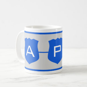 Mug Insigne de ligne bleue mince PD personnalisé
