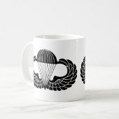 Mug Insigne de parachutiste (Devant gauche)