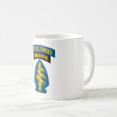 Mug Insigne des forces spéciales - Onglet aéroporté (Devant droit)