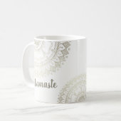Mug Instructeur de méditation Yoga Gold Mandala Fleurs (Devant gauche)