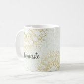 Mug Instructeur de méditation Yoga Gold Mandala Fleurs (Devant gauche)