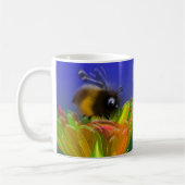 Mug Invitation d'abeille duveteuse (Gauche)