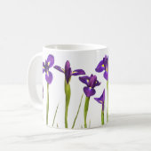 Mug Iris pourpres sur l'arrière - plan blanc - iris (Devant gauche)