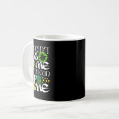 Mug Irlandais drôle de la Saint-Patrick Serveuse Shamr (Devant gauche)