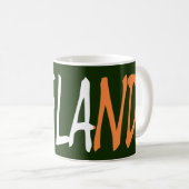 Mug Irlande écrasée sur le drapeau irlandais (Devant droit)