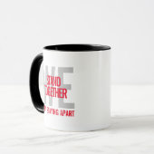 Mug Ironique Nous Sommes Ensemble En Restant Éloignés (Devant gauche)
