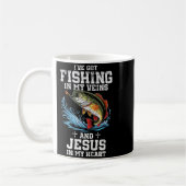 Mug I've Got Fishing In My Veins And Jesus In My Heart (Gauche)