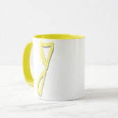 Mug J (Jaune) (Devant gauche)