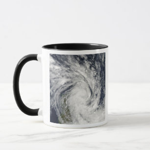 Mug Jade tropical de tempête venant à terre au-dessu