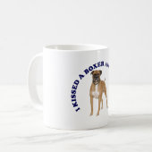Mug J'ai embrassé un Boxer (Devant gauche)
