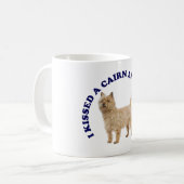 Mug J'ai embrassé un Cairn Terrier (Devant gauche)