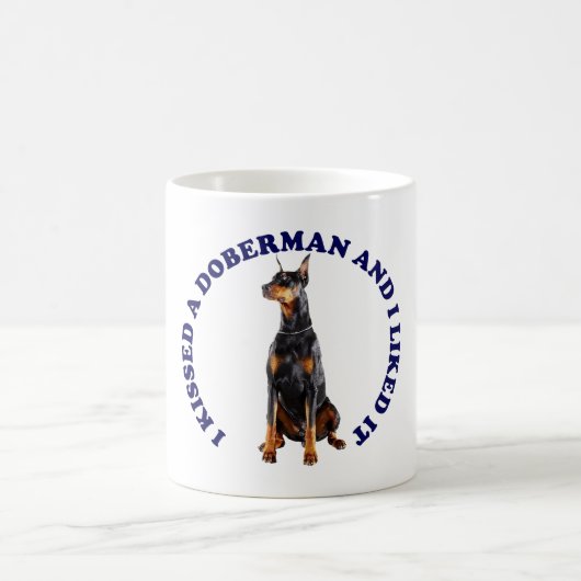 Mug J'ai embrassé un Dobermann (Centre)