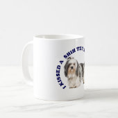 Mug J'ai embrassé un Tzu chiite (Devant gauche)