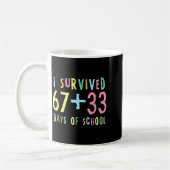 Mug J'ai survécu 67 + 33 jours d'école Maths du 100e j (Gauche)
