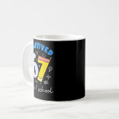 Mug J'ai survécu 67 jours d'école 6 7 Meme (Devant gauche)