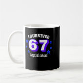 Mug J'ai survécu 67 jours d'école drôle 67 mème rétro (Gauche)