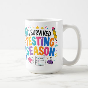 Mug J'ai survécu à la saison des tests Humour Scolaire
