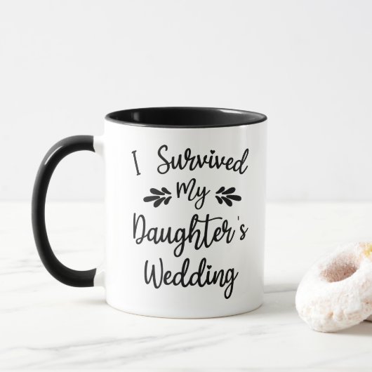 Mug J'ai survécu au mariage de ma fille Future Mariée  (Avec donut)