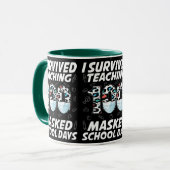Mug J'Ai Survécu En Enseignant 100 Jours Scolaires Mas (Devant gauche)