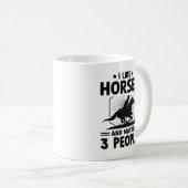 Mug J'Aime Les Chevaux Et Peut-Être 3 Personnes (Devant droit)