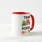 Mug Jardin d'enfants d'équipe de nouveau à l'école ABC (Devant droit)