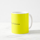 Mug Jaune Clair Élégant Professionnel Moderne (Devant droit)