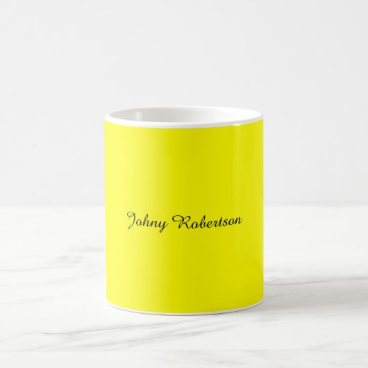 Mug Jaune Clair Élégant Professionnel Moderne (Centre)