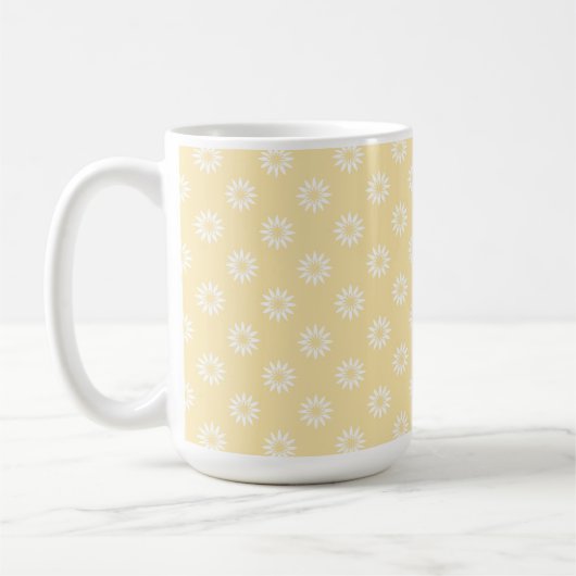MUG JAUNE PASTEL AVEC RANGÉES DE FLEURS BLANCHES (Gauche)