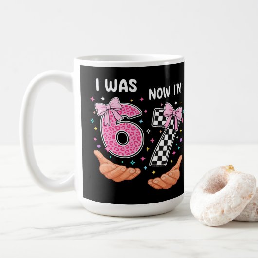 Mug J'avais 6 ans maintenant j'ai 7 ans jolis chiffres (Avec donut)