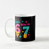 Mug J'avais 6 ans maintenant j'ai 7 ans Six Sept Meme  (Gauche)
