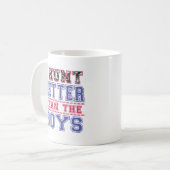 Mug Je chasse mieux que les garçons (Devant gauche)