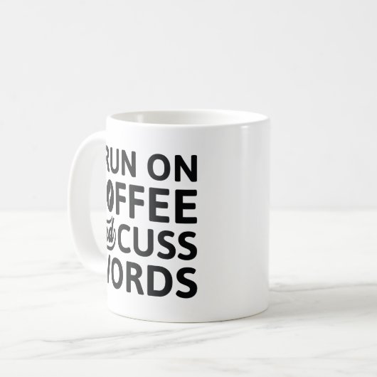 Mug Je Cours Sur Café Et Cuss Mots (Devant gauche)