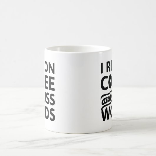 Mug Je Cours Sur Café Et Cuss Mots (Centre)