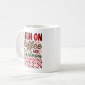 Mug Je cours sur le café et la fête de Noël - (Devant gauche)