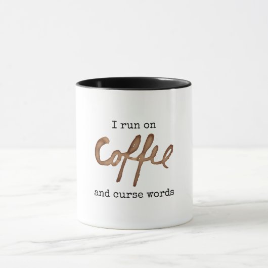 Mug Je cours sur le café et malédiction mots drôle (Centre)