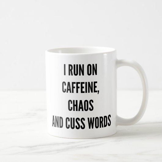 Mug Je cours sur le chaos de caféine et jure Noël de (Droite)