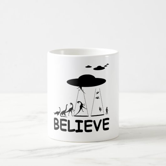 Mug Je crois en aliens (Centre)