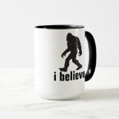 Mug Je crois - la silhouette noire (Devant droit)