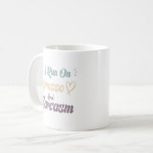 Mug Je fonctionne à l'espresso et au sarcasme Citation (Devant gauche)