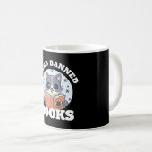 Mug Je lis des livres interdits (Devant droit)