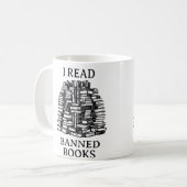 Mug Je lis des livres interdits (Devant gauche)