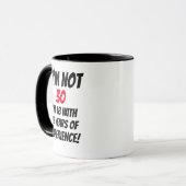 Mug Je n'ai pas 30 ans, j'ai 18 ans avec 12 ans d'expé (Devant gauche)