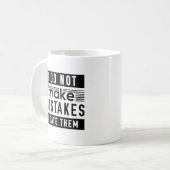 Mug Je Ne Fais Pas D'Erreurs (Devant gauche)