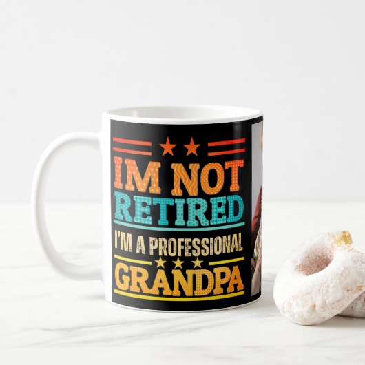 Mug Je ne suis pas à la retraite Je suis un grand-père (Avec donut)